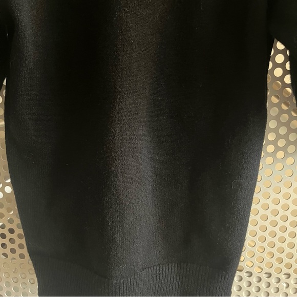 Moth by Anthropologie Crew Neck Puffed Sleeve Sweater Size Small in Black - Picture 9 of 12